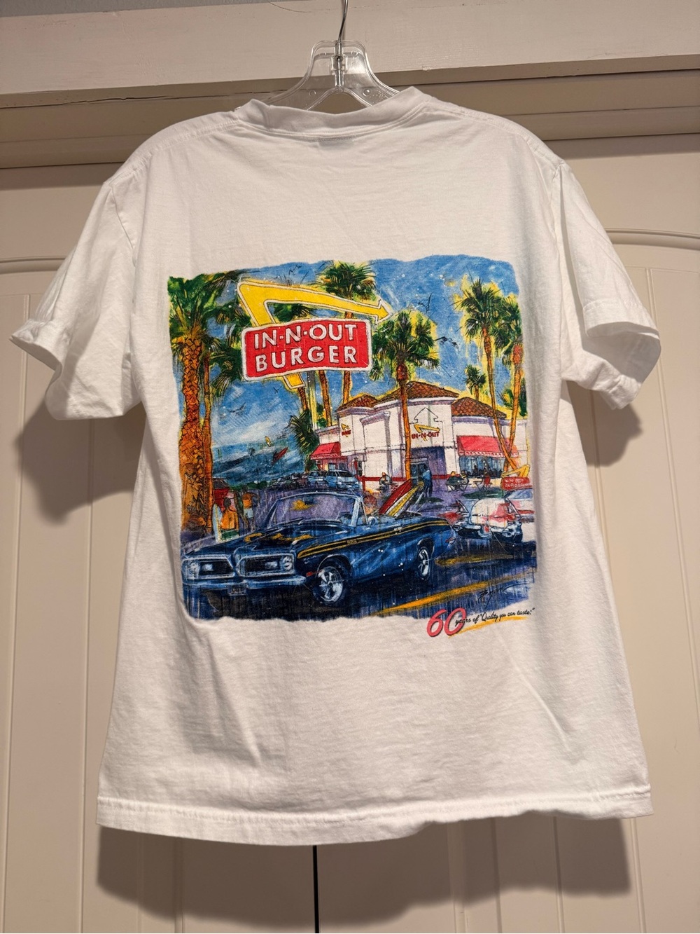 In-N-Out Burger White Short Sleeve Graphic Tee - Size M
